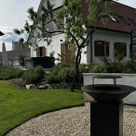 Gaestehaus Im Gruenen * Пизендорф