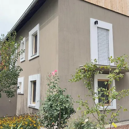 Σπίτι διακοπών Gaestehaus Im Gruenen *